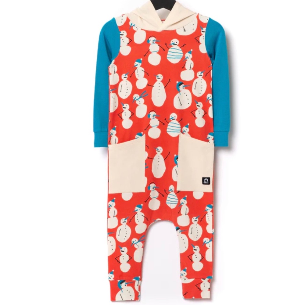 Rags to Raches snowmen rags romper